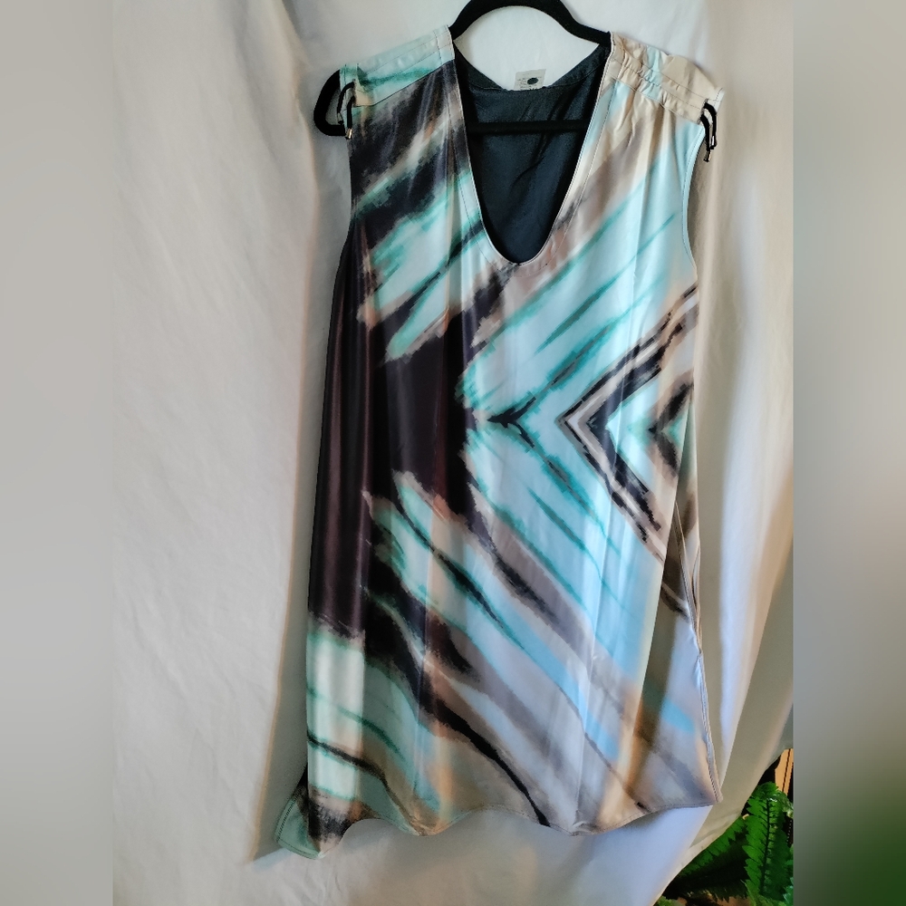 Modzori Reversible & Adjustable V-Neck Dress in Teal Space Print/Black 1X W. NWT
